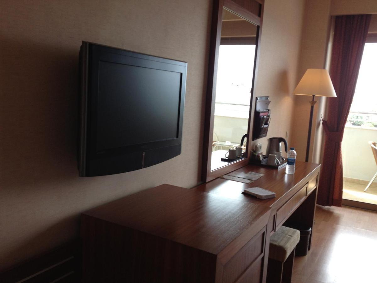 Alba Royal Hotel (Adults Only) Side Room photo